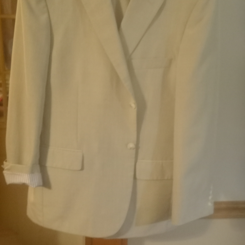 Men's Suit